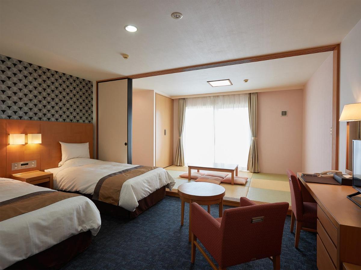 Hotel Murasakimura Yomitan Exterior photo